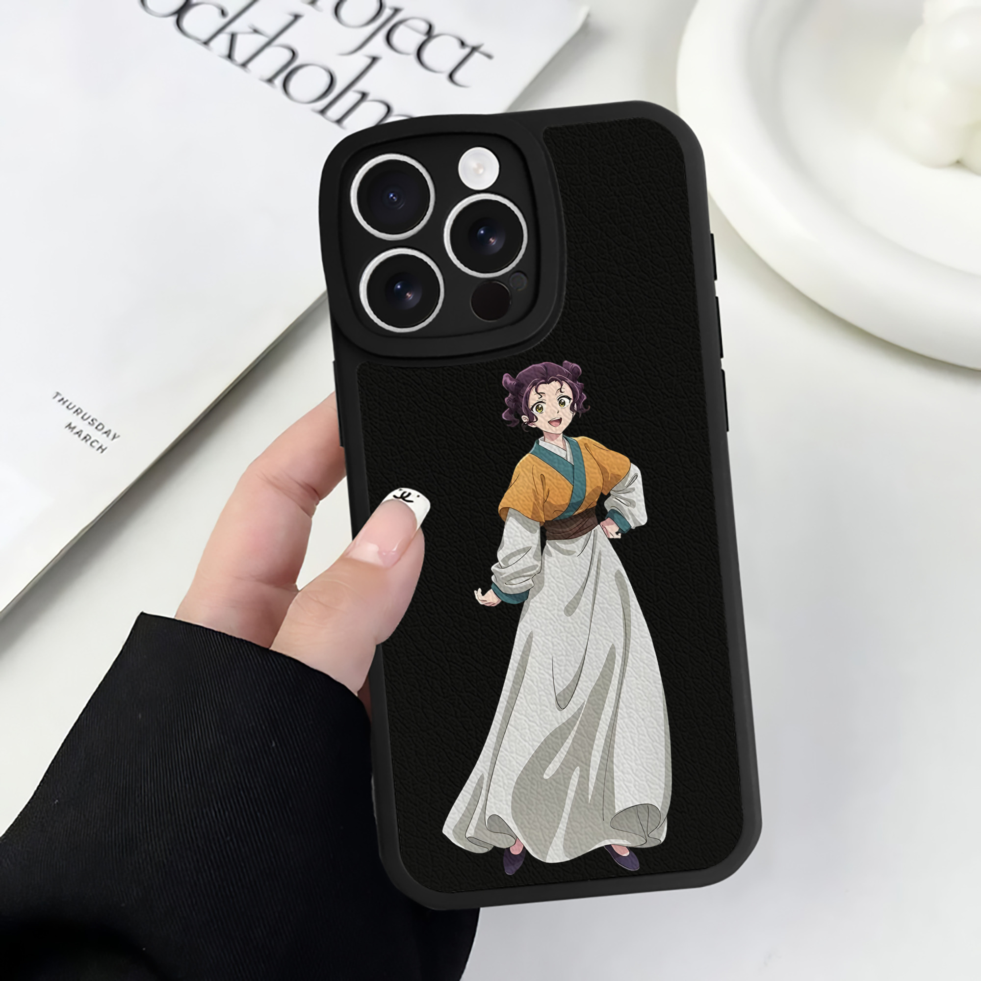 薬屋のひとりごと The Apothecary Diaries 【iPhone 16シリーズ対応】シリコンスマホケース（レザー調） 材質：シリコン